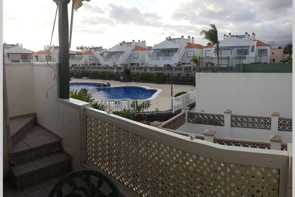 Private Apartment With Roof Terrace Arona  Dış mekan fotoğraf