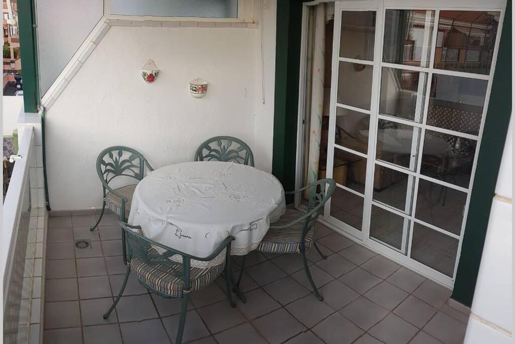 Private Apartment With Roof Terrace Arona  Dış mekan fotoğraf