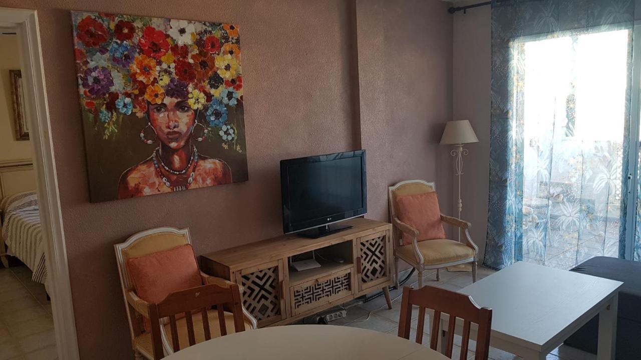 Private Apartment With Roof Terrace Arona  Dış mekan fotoğraf