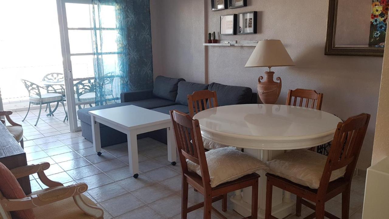 Private Apartment With Roof Terrace Arona  Dış mekan fotoğraf