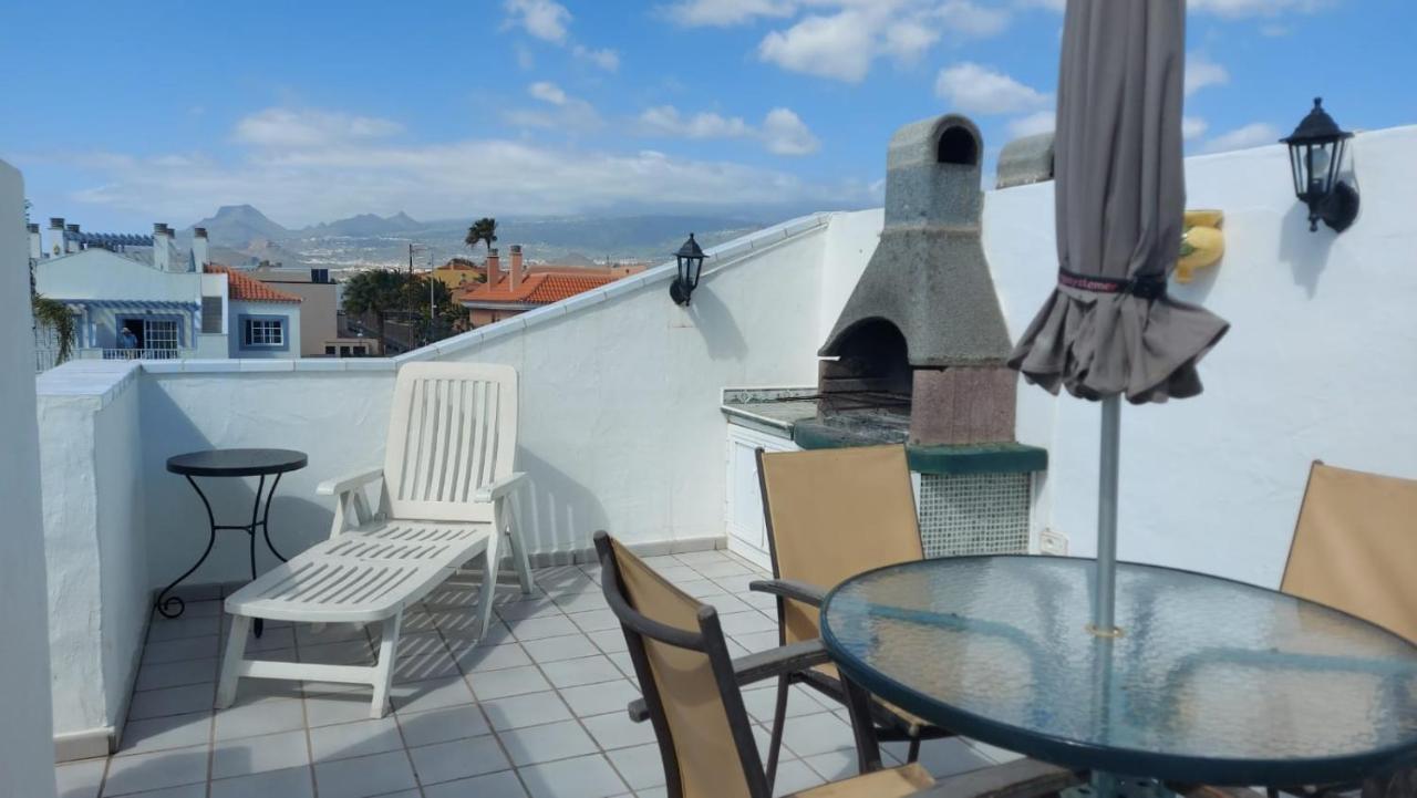 Private Apartment With Roof Terrace Arona  Dış mekan fotoğraf